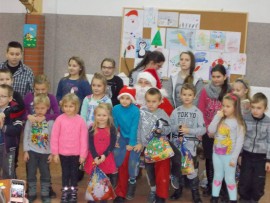 Mikołaj odwiedza świetlicę w Bobrowie